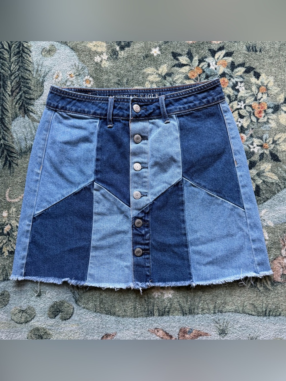 American Eagle Patchwork Denim Mini Skirt Size 2 long Color block, festival